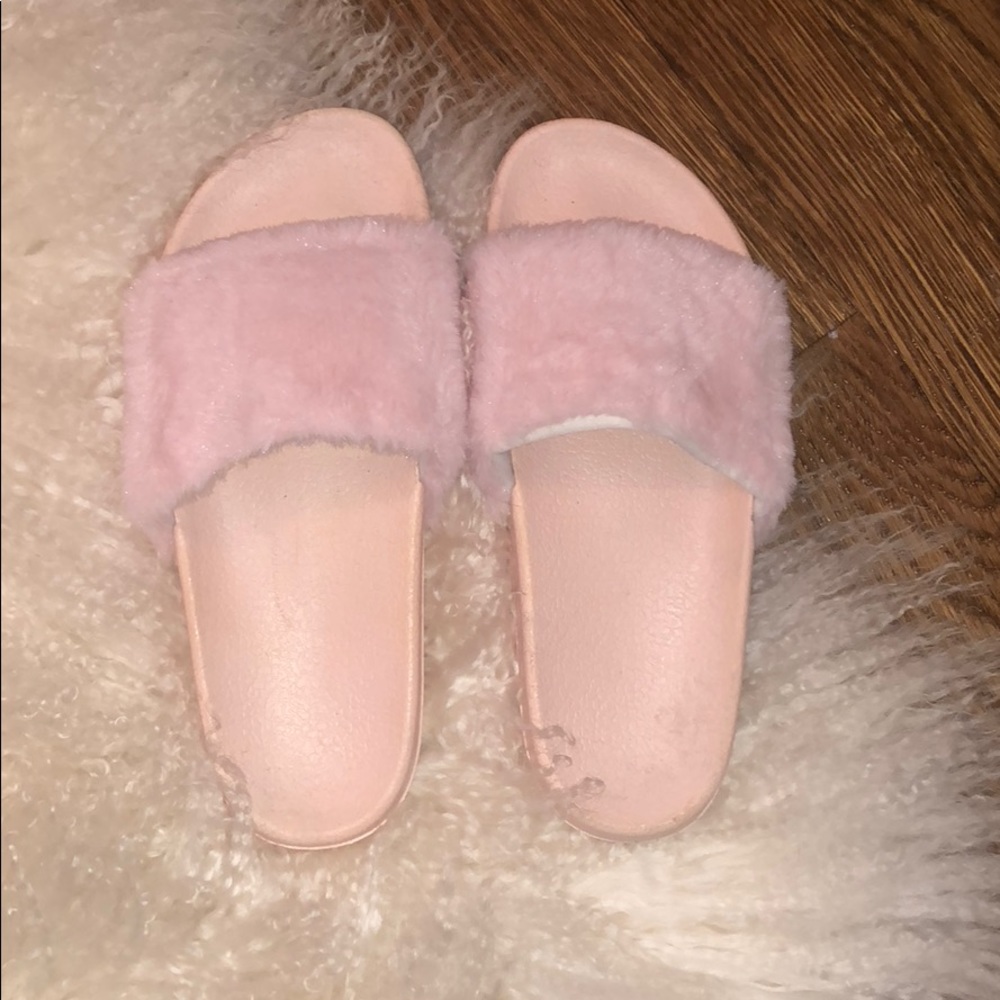 PINK FURRY SLIDES!